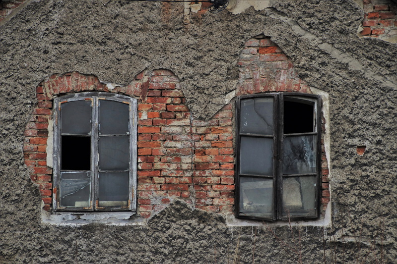 built structure, no people, bad condition, the distribution of, crash, transient, run-down, dreary, wall, architecture, façades, outdoors, window sill