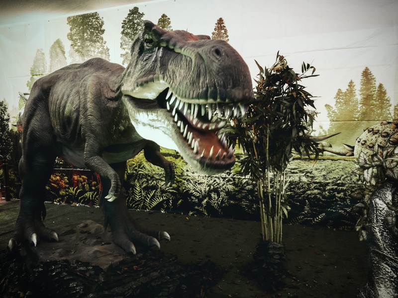 still, dinosaurs, nature, mammal, representation, stand, mouth, water, grass, animal wildlife, tree, outdoors, sky, mouth open, one animal, life, animal