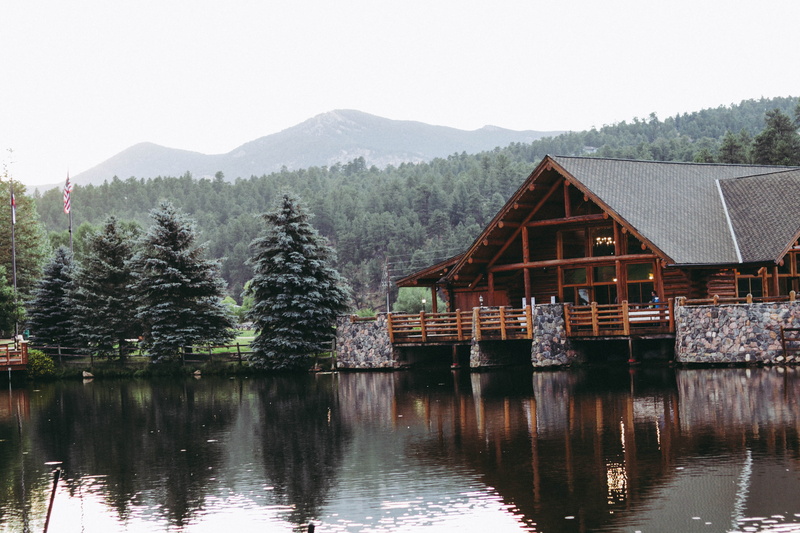 evergreen, 5K, lake, architecture, tree, reflection, water, non-urban scene, pine tree, outdoors, forest, coniferous tree, plant, beauty in nature, scenics - nature