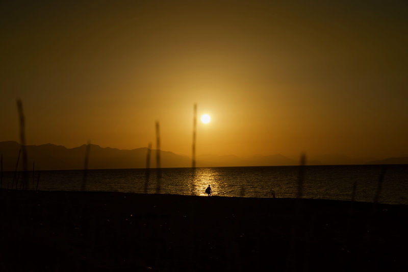 5K, nature, shore, tranquil scene, sunlight, water, scenics - nature, horizon over water, beach, no people, sky, horizon, sun, silhouette, sunset, idyllic