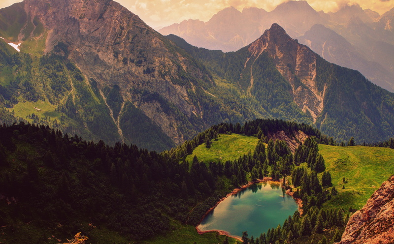 Lake, beautiful, environment, non-urban scene, no people, day, izola, idyllic, beauty in nature, leafed, tranquil scene, Mountains, forrest, plants, mountain