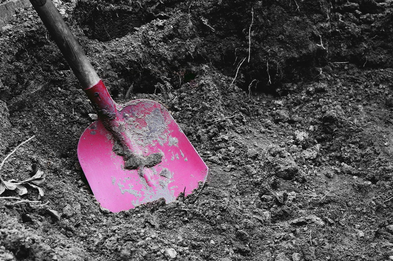 work, trunk, plant, land, blade, high angle view, tool, craft, pink color, gardening, hand tool, shovel, 2K, construction work, tree, digging, hanging