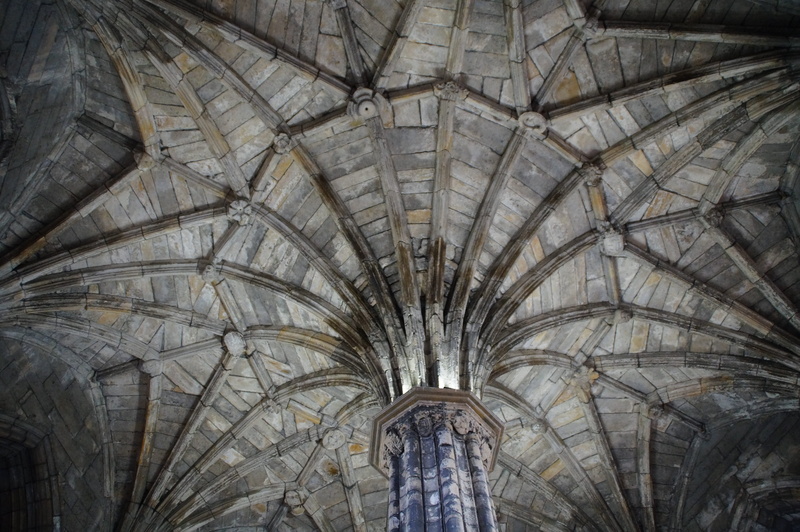 gothic style, monastery, lighting, atmosphere, pillar, no people, blanket, arc shape, built structure, arch, pattern, old, architecture and art, spirituality