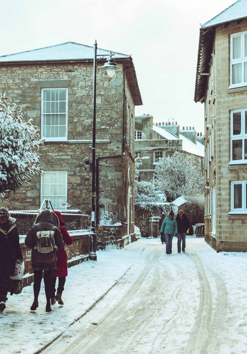 street, men, concrete, facade, rear view, winter, adult, covered, cold temperature, england, built structure, building, building exterior, snow, wear, trees