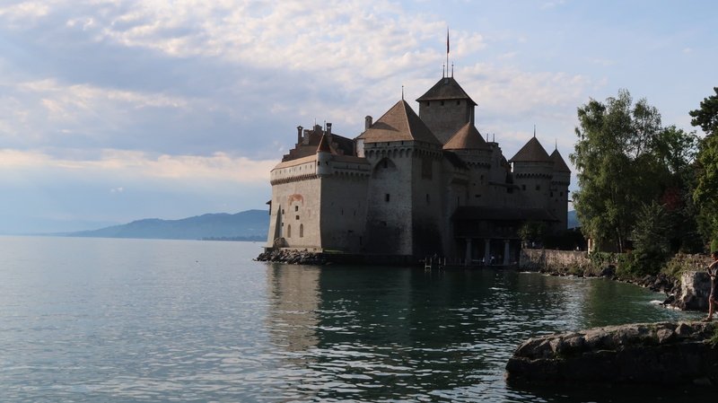 building, chateau de chillon, sky, architecture, waterfront, suisse, nature, montreux, mountain, history, built structure, lake, 5K, castle, travel destinations