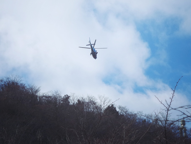 rescue, above, 4K, on the move, nuages, aerospace industry, nature, forest, low angle view, transportation, 自然, helicopter, hélicoptère, cloud - sky, 雲