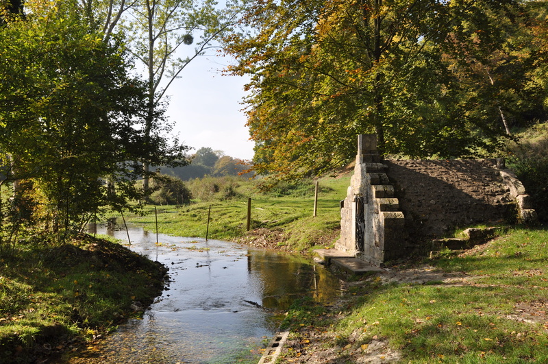 outdoors, water source, connection, beauty in nature, growth, reflection, tree, tranquil scene, plant, source, architecture, river, scenics - nature, france