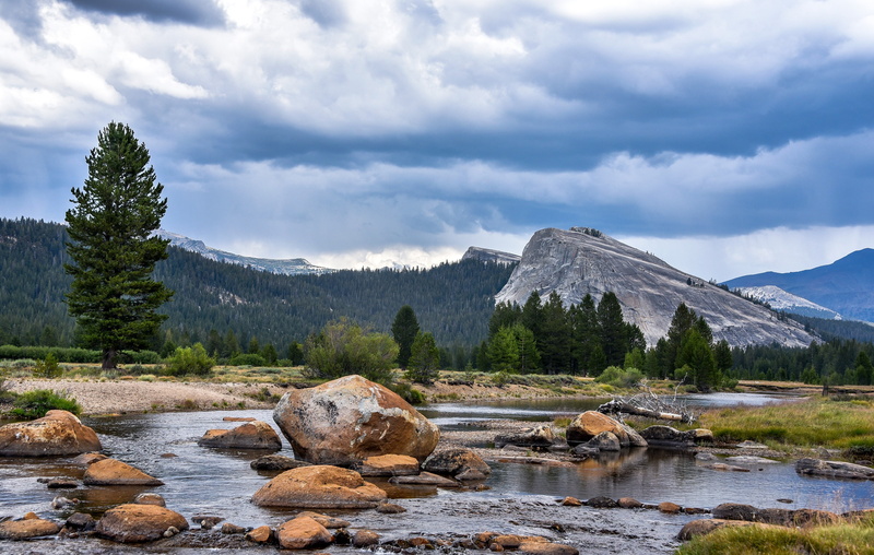 California, USA, creek, rock, forest, mountains, rocks, trees, Yosemite, clouds, 2K, Yosemite National Park, formation, brown
