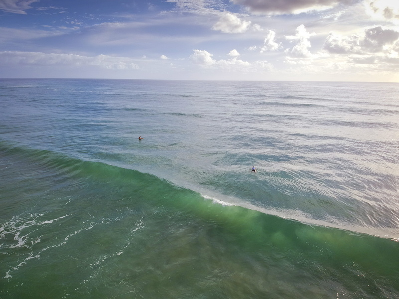 sea, horizon, sport, cloud - sky, people, aerial photography, day, drone shot, beauty in nature, adventure, real people, clouds, waterfront, idyllic, horizon over water