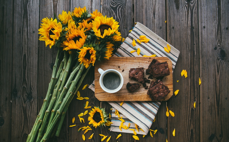 Coffee, high angle view, nature, cup, flower, 5K, freshness, drink, ready-to-eat, Sweets, Flowers, flowering plant, Sunflowers, table, refreshment, still life