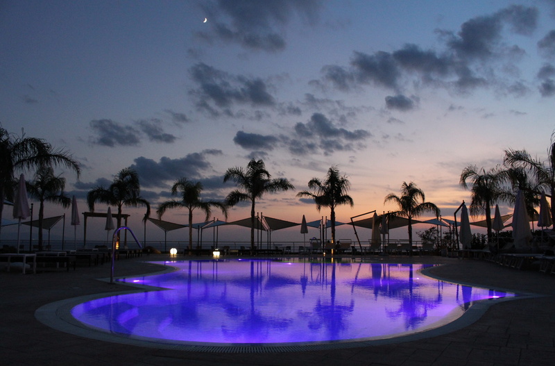 Pool, illuminated, purple, holiday, dusk, shadows, nature, no people, trees, tranquility, outdoor, tropical climate, summer, swimming pool, Hotel, cloud - sky