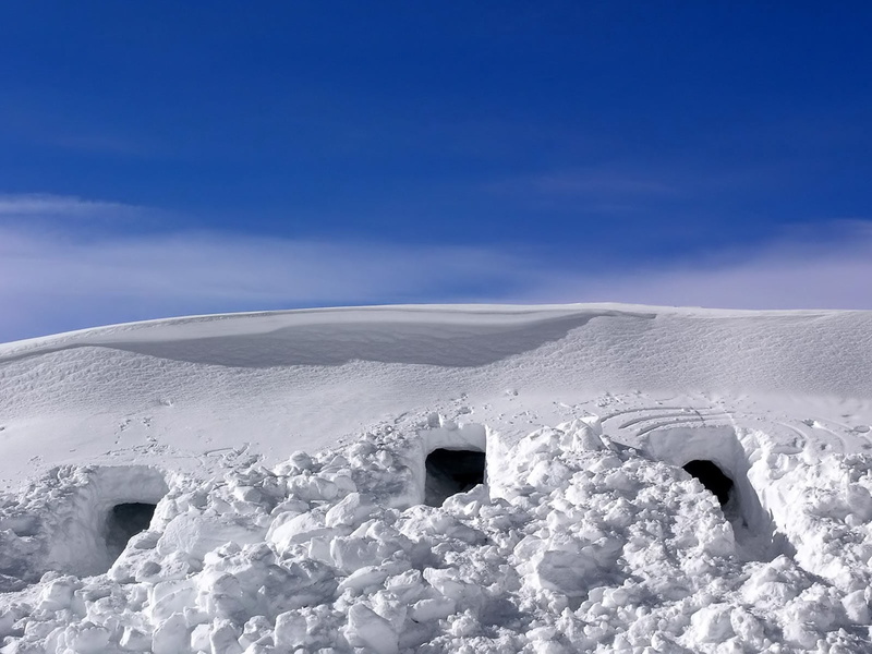 white, outdoors, nature, 720P, apertures, cold temperature, environment, snowcapped mountain, tranquility, caves, ice, sky, idyllic, sand, day, tranquil scene