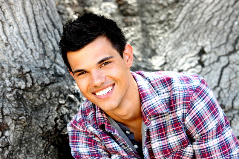 Actors, Taylor Lautner, 2K
