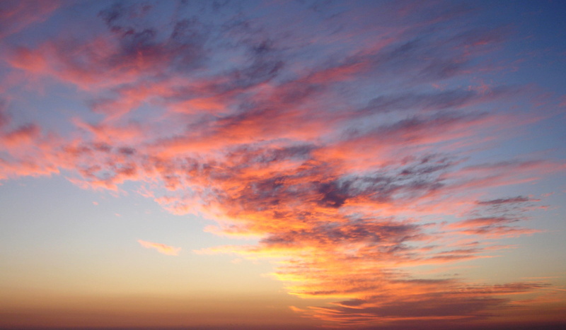 dramatic sky, outdoors, romantic sky, tranquility, cloud, abstract backgrounds, beauty in nature, orange color, dawn, red, sky, multi colored, cloudscape