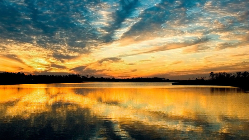 tranquil scene, orange color, dramatic sky, waterfront, sky, tranquility, no people, beauty in nature, sunset, non-urban scene, water, widescreen high resolution nature hd 1920x1080