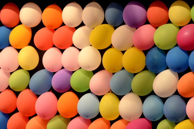 backgrounds, celebration, still life, no people, design, choice, balloon, repetition, geometric shape, indoors, large group of objects, ceiling, colors