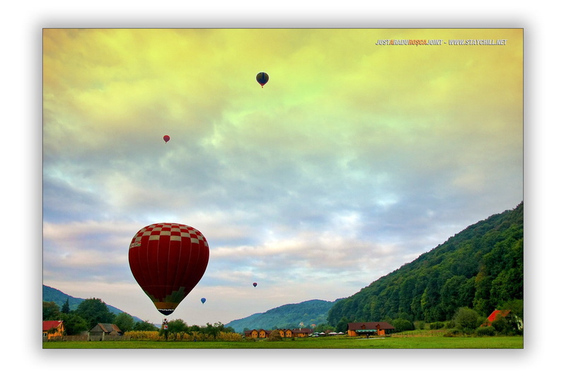 air vehicle, landscape, beauty in nature, scenics - nature, hot air balloon, balloon, cloud - sky, mountain, mountain range, nature, environment, flying