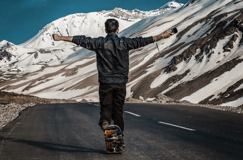 standing, rear view, rocks, winter, limb, high, casual clothing, jacket, beauty in nature, men, cold temperature, leisure activity, 4K, snow, asphalt
