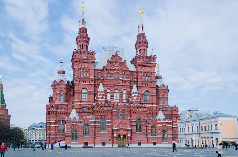 surrounded, museum, historic architecture, travel, building exterior, city, religion, facade, 4K, showplace, group of people, built structure, state historical museum