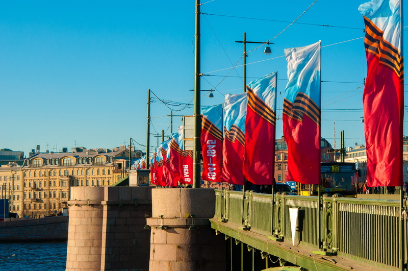 nature, transportation, flag, may 9, patriotism, river, russia, city, connection, built structure, military parade, rostral columns, victory, people, blue