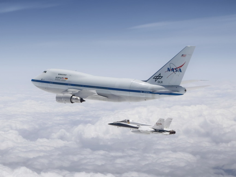 Clouds, aircraft, NASA, escort, nasas, sofia, art, sky, observatory, airborne, 480P, hd
