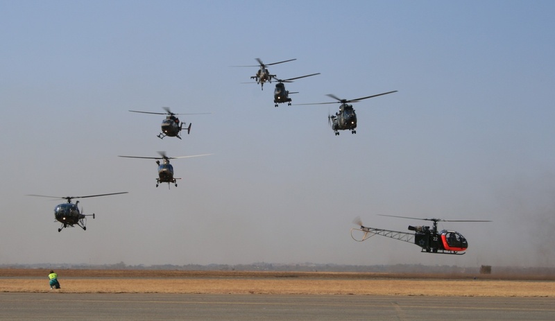 aggression, propeller, air Vehicle, helicopter, outdoors, helicopters, armed forces, nature, motion, flying, aerial display, military, sky, airborne, tarmac
