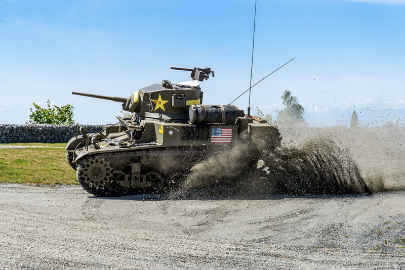 everett, m3a1 stuart, activity, day, wwii, road, people, nature, armed forces, weapon, outdoors, vehicle, armour, 5K, tank fest, tank, on the move, transportation