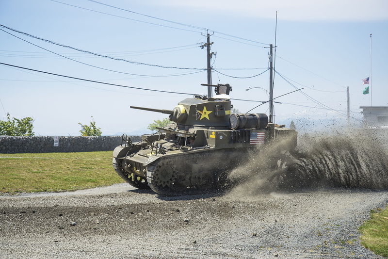 electricity, war fighter, everett, army, light tank, 1943, nature, defense, old, plant, dust, war machine, spraying, equipment, war, day, gravel spray