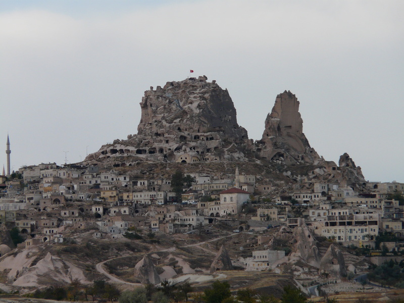 building, mountain, nevşehir province, live, low angle view, sky, travel, home, day, rock, turkey, building exterior, outdoors, place of worship, nature