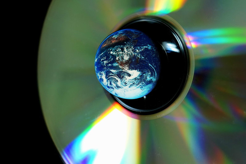 sphere, general, mondial, Glass, Globe, black background, nature, clear, circle, extreme close-up, focus on foreground, Earth, blue, rainbow, spectrum