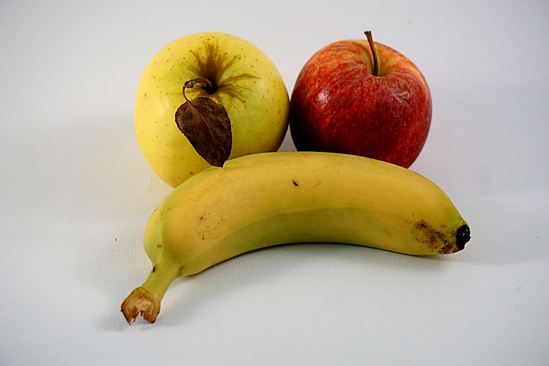 pommes, cut out, pommes et banane, choice, couleurs, still life, healthy eating, white background, no people, variation, yellow, 4K, apple - fruit, close-up