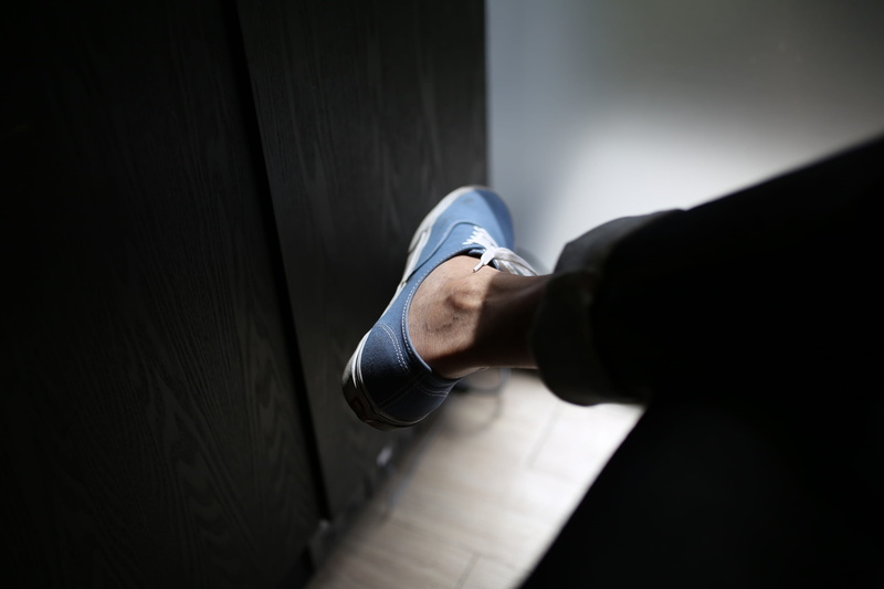 time, adult, watch, corporate business, high angle view, cross, white, business person, blue, person, human limb, shoe, daylight, shadow, close-up, 2K