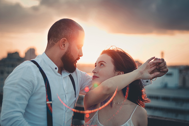 bonding, lens flare, leisure, adult, photoshop, romance, young women, two people, young men, american, girl, city, young adult, nature, sunset, curitiba