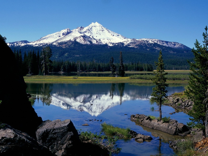 tree, sky, mountain peak, mountain, outdoors, mountain range, cold temperature, Oregon, snowcapped mountain, lake, plant, water, snow, 720P, formation