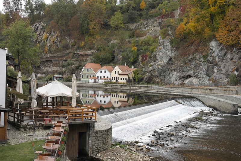 no people, travel destinations, 2K, built structure, pictures, flowing water, outdoors, connection, cesky krumlov castle loop, fall czech republic, czech republic