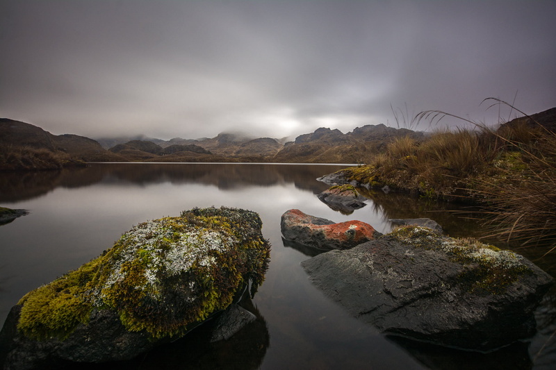 1080P, scenics, grün, YouTube, body, landscape, outdoors, Cajas, Instagram, near, body of water, gelb, sky, water, daytime, nature, lake, rock - Object
