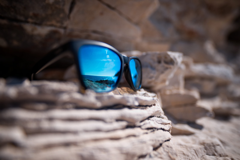 geology, summer, walkway, protection, küste, accessories, no people, focus on foreground, 5K, jewelry, shore, textured, selective focus, fels, stone, outdoors