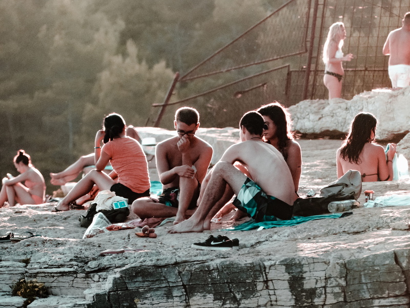 felsen strand, summer, young, sitting, enjoying, chilling, playing cards, guys, croatia, beach vibes, men, people, lifestyles, 4K, shirtless, light, sunlight