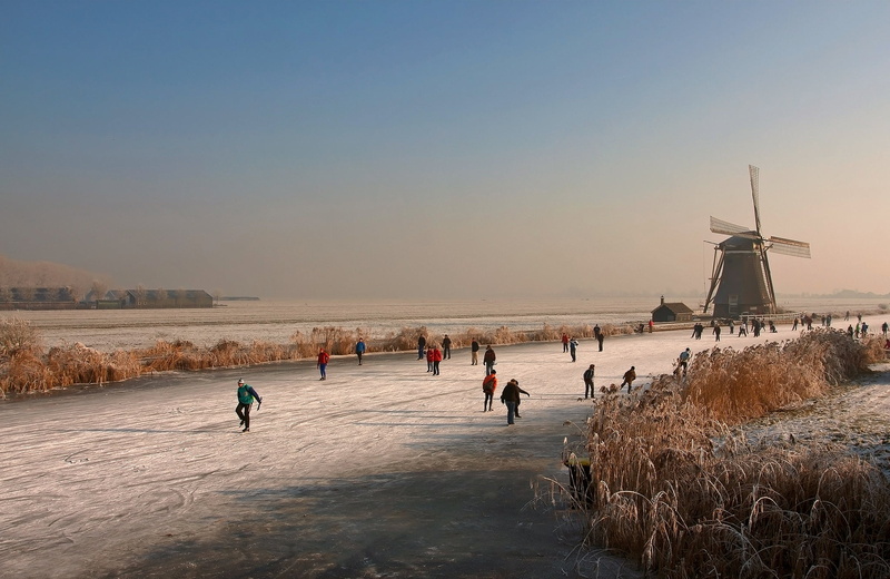 outdoors, group of people, nature, brown, 1080P, land, renewable energy, day, beach, lifestyles, environment, men, clear sky, Holland, sea, beauty in nature