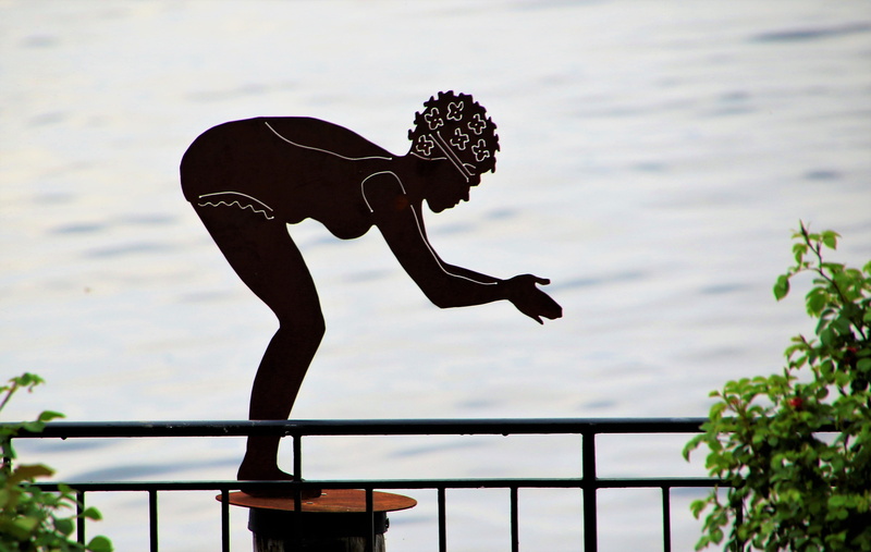 silhouette, 4K, nature, representation, no people, statue, swim, woman, art and craft, human representation, lake constance, day, metal, summer, lake