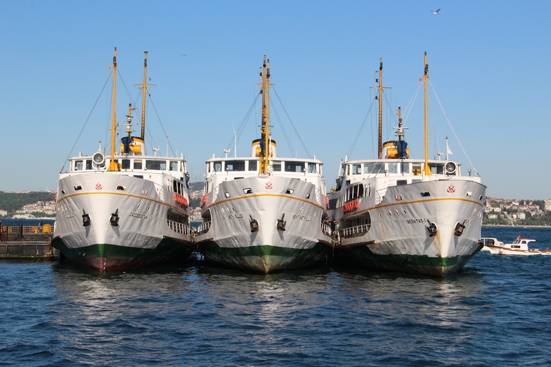 ship, mode of transportation, shipping, transportation, fishing industry, orient, no people, industry, pier, istanbul, turkey, commercial dock, 5K, bosphorus