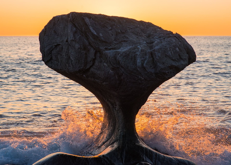 no people, rock, 1080P, sunset, water, horizon, orange color, tranquility, nature, solid, rock - object, horizon over water, land, sky, years, kannesteinen