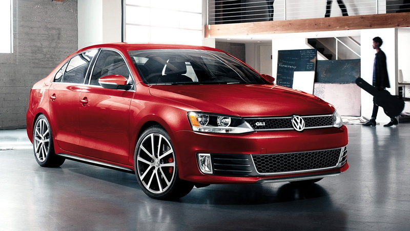 two people, Jetta, full length, land vehicle, outdoors, Automobiles, city, incidental people, Car, Beautiful, luxury, Machine, Volkswagen, Desktop, architecture