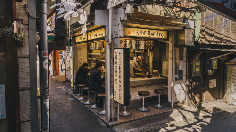 group of people, tokyo, women, eating, japan, inside, adult, incidental people, outdoors, cafe, two, building exterior, raman, eat, built structure, text
