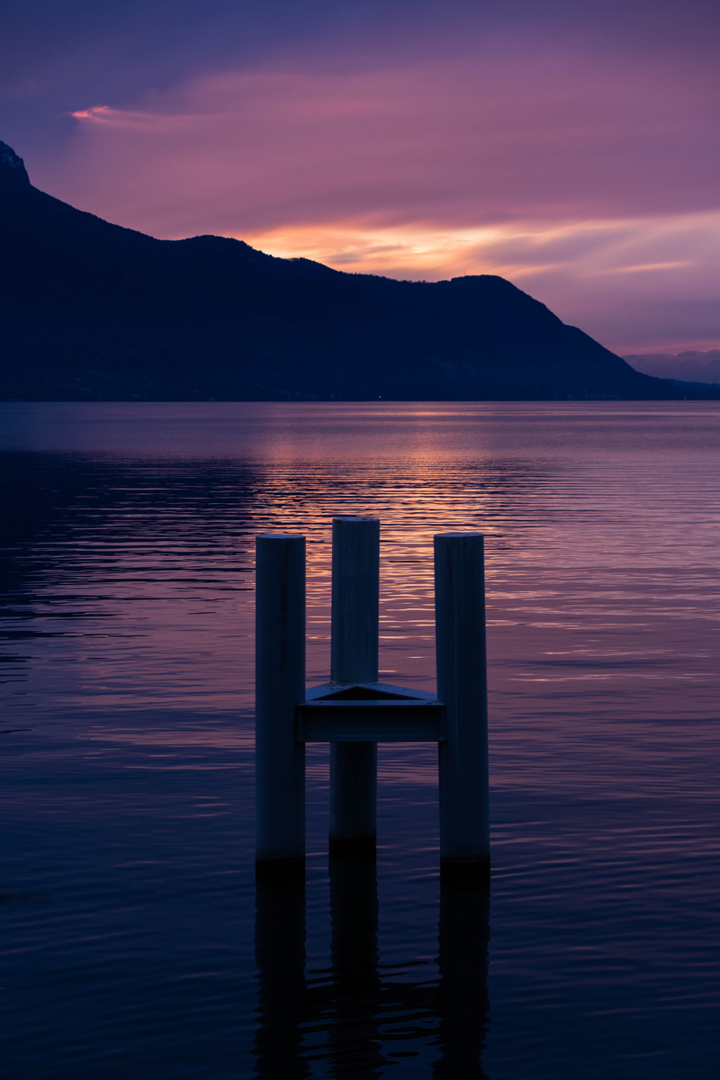 tranquility, ocean, waterfront, tranquil scene, water, dawn, brown, sea, dusk, sunset, sunlight, sky, no people, lake, cloud - sky, wooden, switzerland