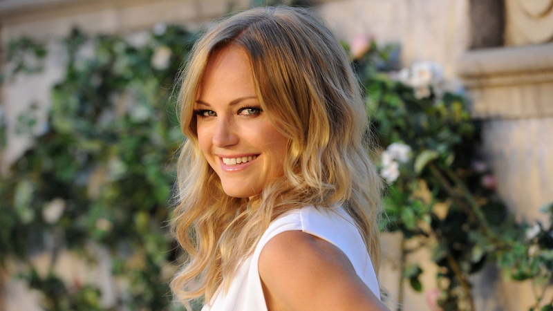 Face, outdoors, 2K, Smile, beautiful woman, portrait, smiling, Malin akerman, cheerful, emotion, young adult, beauty, positive emotion, blond hair, Hair