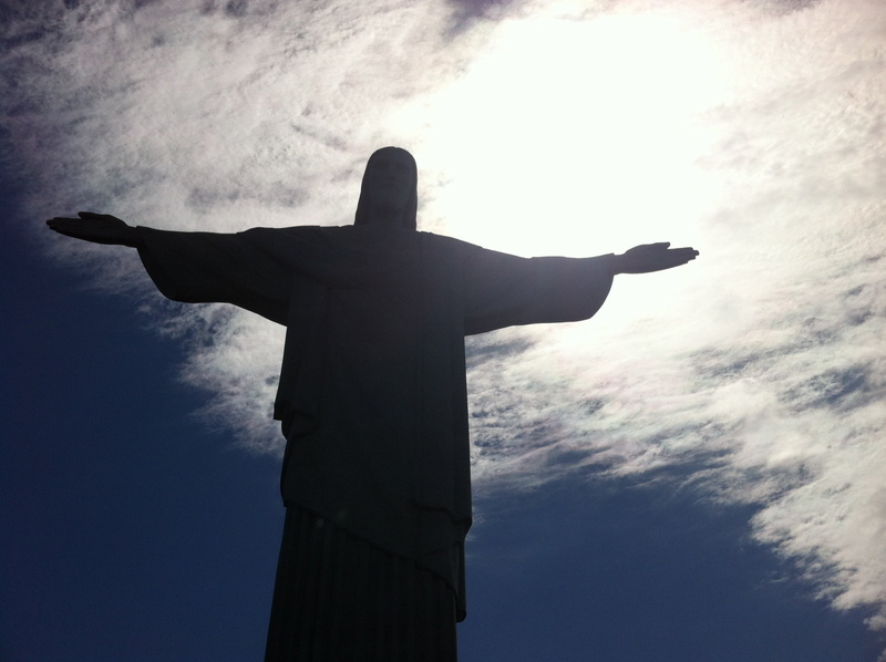 limb, redentor, cristo redentor, landmark, architecture, human arm, corcovado, monument, religion, art and craft, belief, sky, representation, rio, low angle view