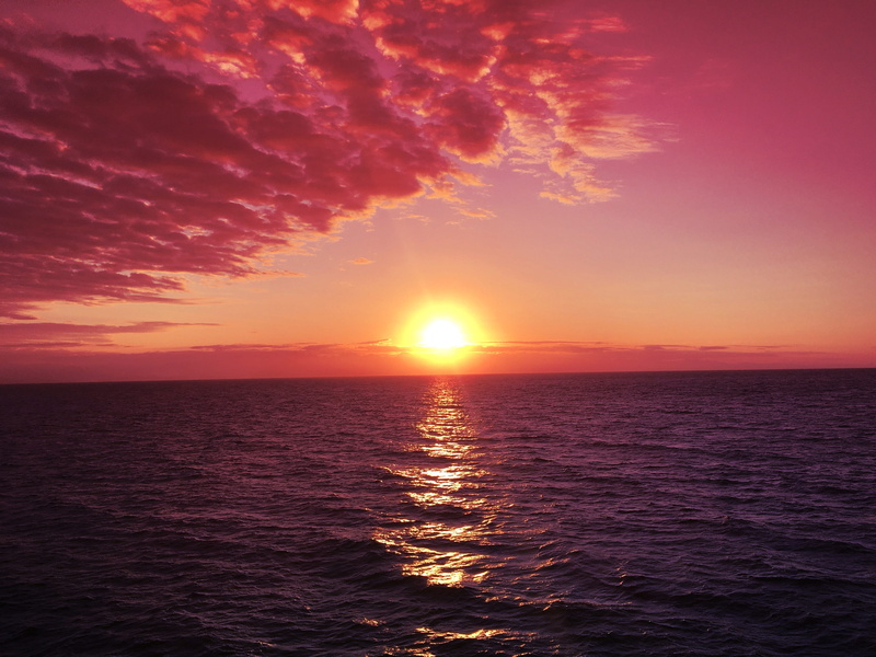 sky, scene, no people, pink sunrise, bright, sun, pink sky, dawn, tranquility, water, scenery, red, idyllic, orange color, scenics - nature, horizon, reflection