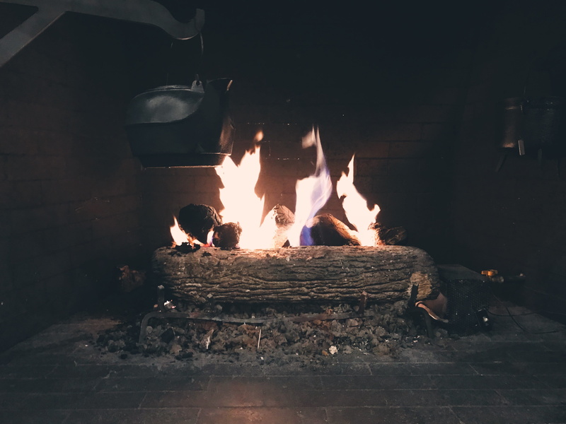 4K, motion, heat - temperature, fire - natural phenomenon, log, logs, timber, wood - material, cracker barrell, cracker barrel old country store, flagstaff