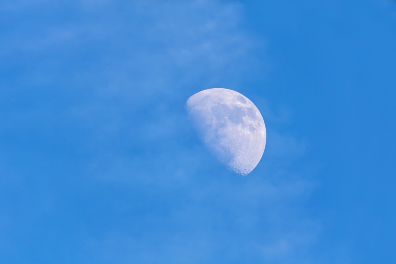 tranquility, scenics - nature, during the day, low angle view, 5K, no people, planetary moon, beauty in nature, moon surface, space, blue background, tranquil scene
